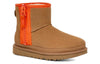 UGG(WMNS)  Classic Mini Zipper Tape Logo 'Chestnut'