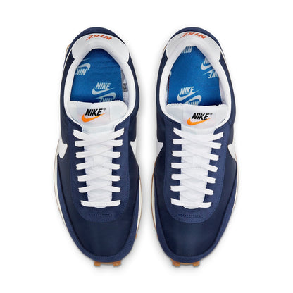 Nike(WMNS)  DayBreak Shoes For White/Blue