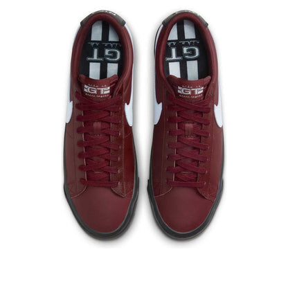 NikeSB Blazer Low Pro GT 'Dark Team Red Light Blue'