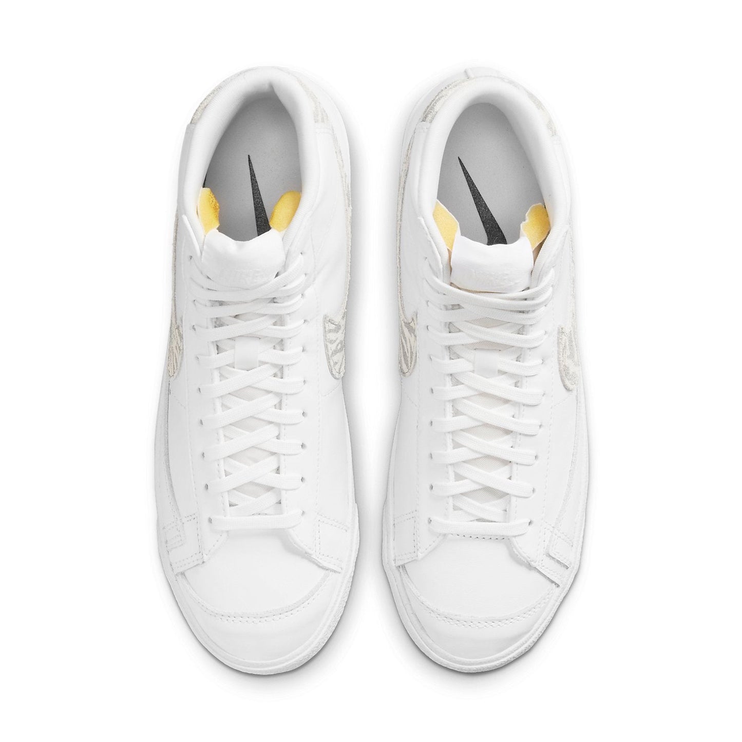 Nike(WMNS)  Blazer Mid '77 SE 'Zebra'