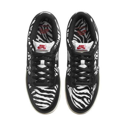 Nike x Quartersnacks SB Dunk Low 'Little Debbies Zebra Cakes' DM3510-001