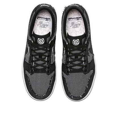 Nike x Medicom SB Dunk Low Elite 'BE@RBRICK' 877063-002