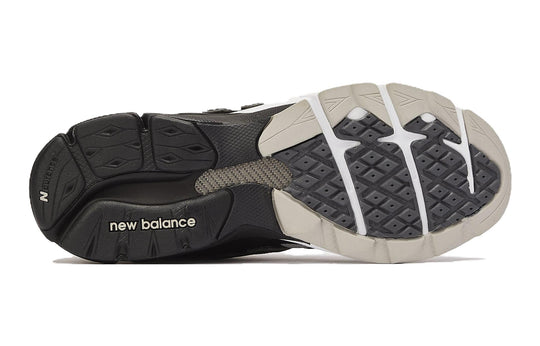 (GS) New Balance 990v3 x DTLR 'GR3YSCALE' GC990DR3