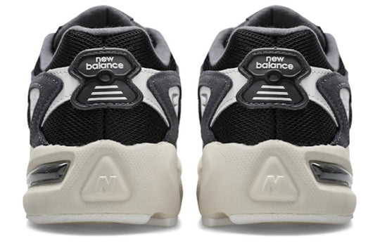 New Balance 725 'Black White Silver' ML725AC
