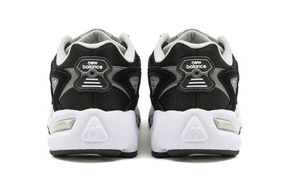 New Balance 725 'Black Metallic Silver' ML725R
