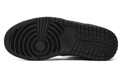 Riccardo Tisci x NikeLab Dunk Lux Chukka 'Black' 910088-001