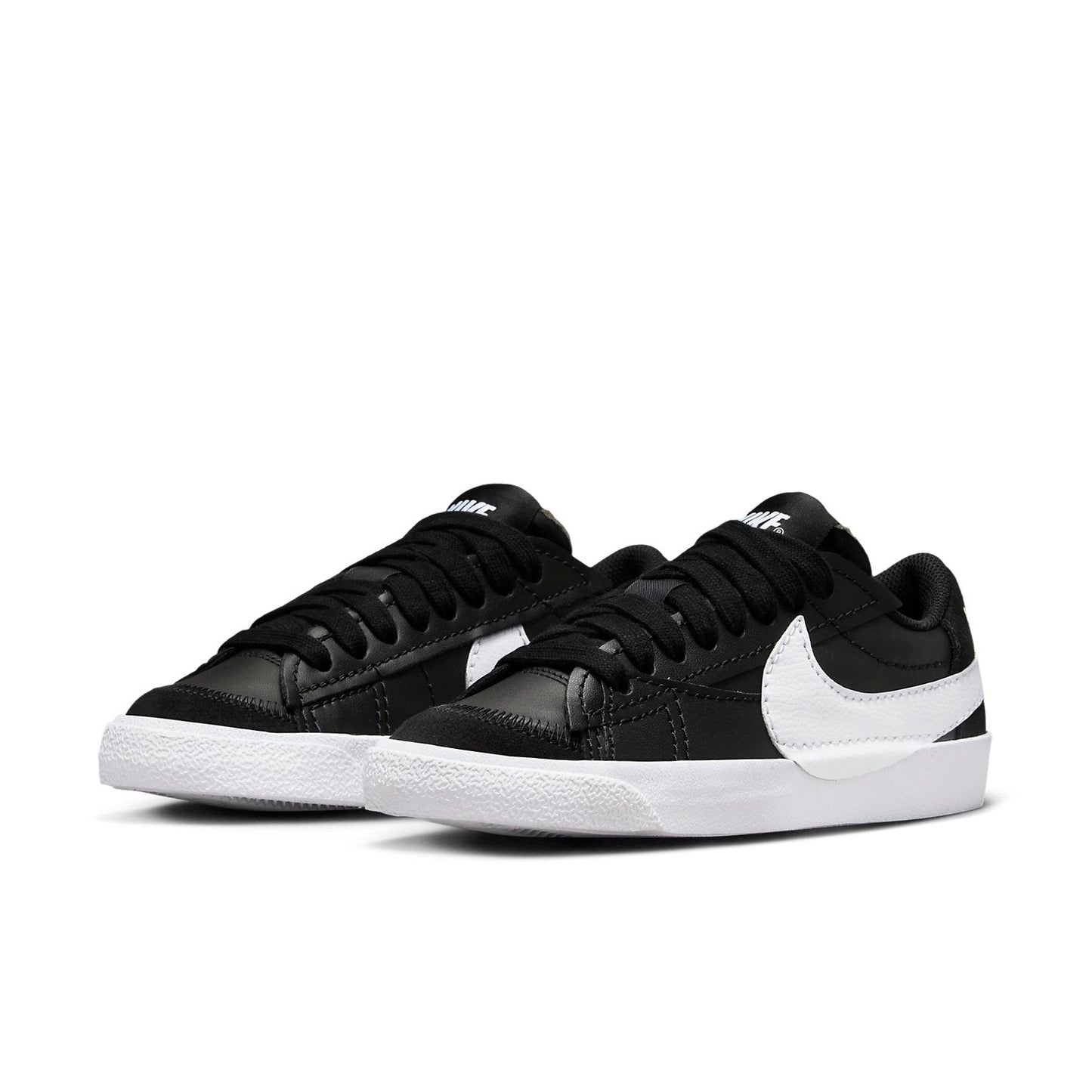 Nike(WMNS)  Blazer Low '77 Jumbo 'Black Summit White'
