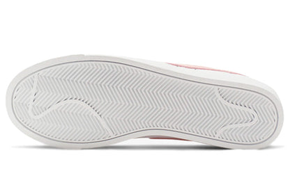 Nike(WMNS)  Blazer Low LE 'White Bleached Coral'