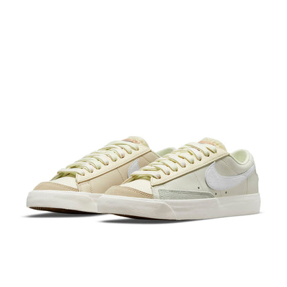 Nike(WMNS)  Blazer Low '77 'Sea Glass'