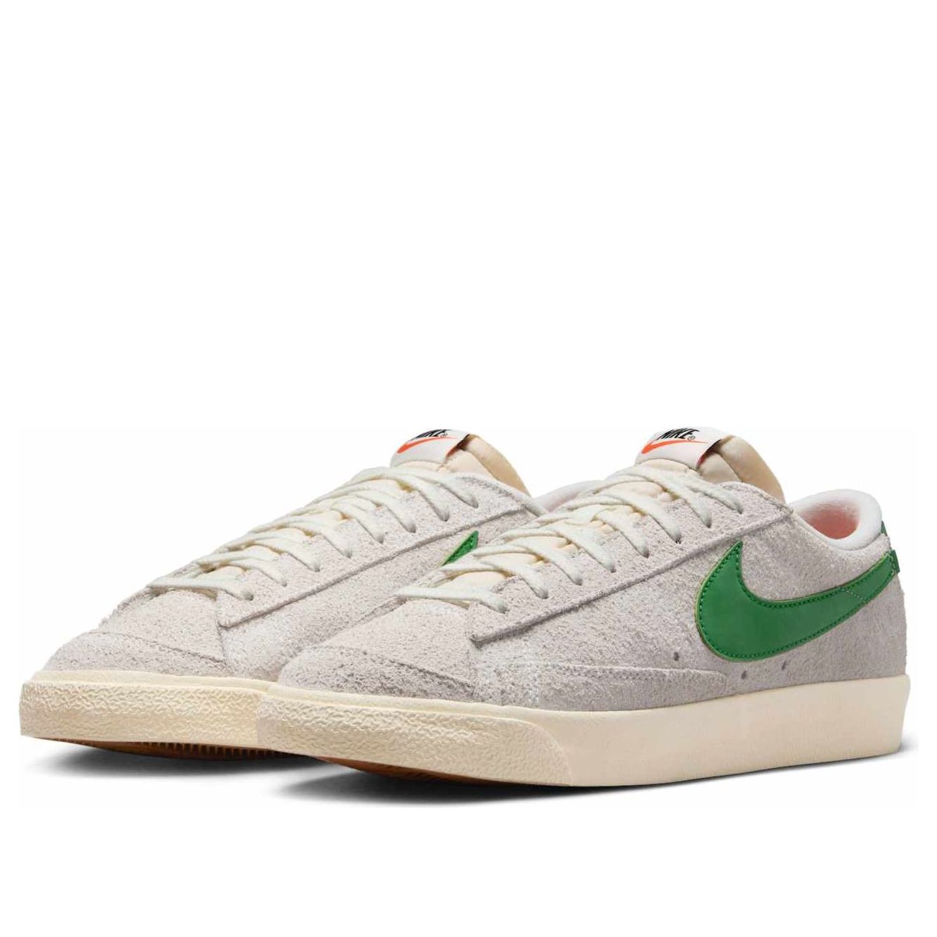 NikeBlazer Low '77 Premium 'Summit White Kelly Green'