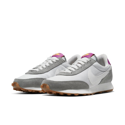 Nike(WMNS)  Daybreak 'White Particle Grey Purple'