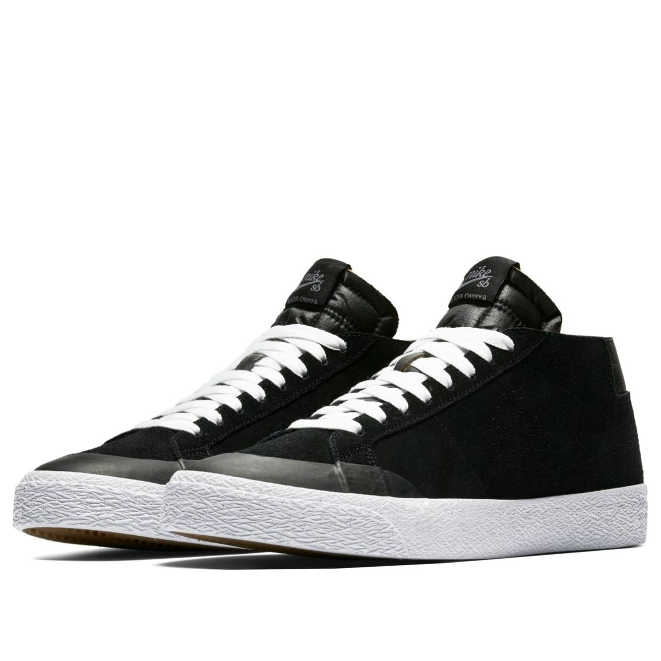 NikeZoom Blazer Chukka XT SB 'Black'