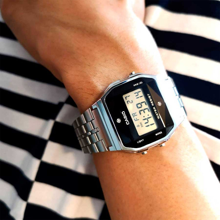 CASIOClassical Vintage Waterproof Black/ Unisex Mens Silver Digital