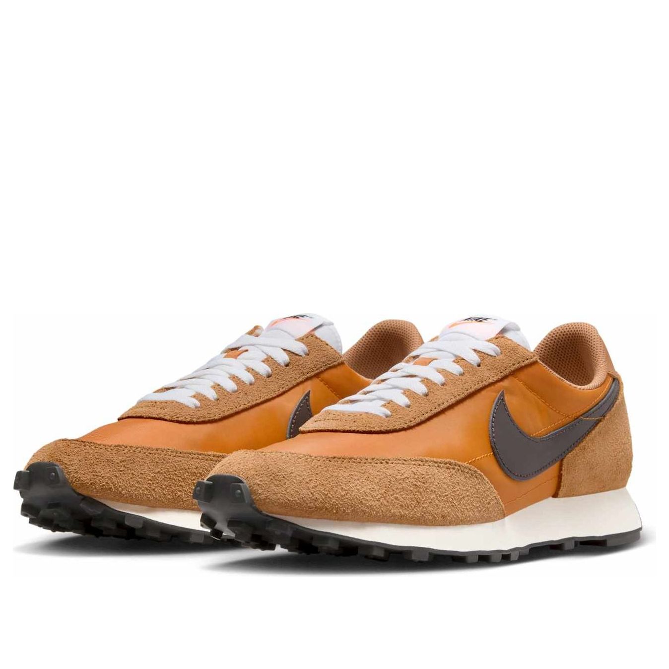 NikeDaybreak 'Flax and Monarch'