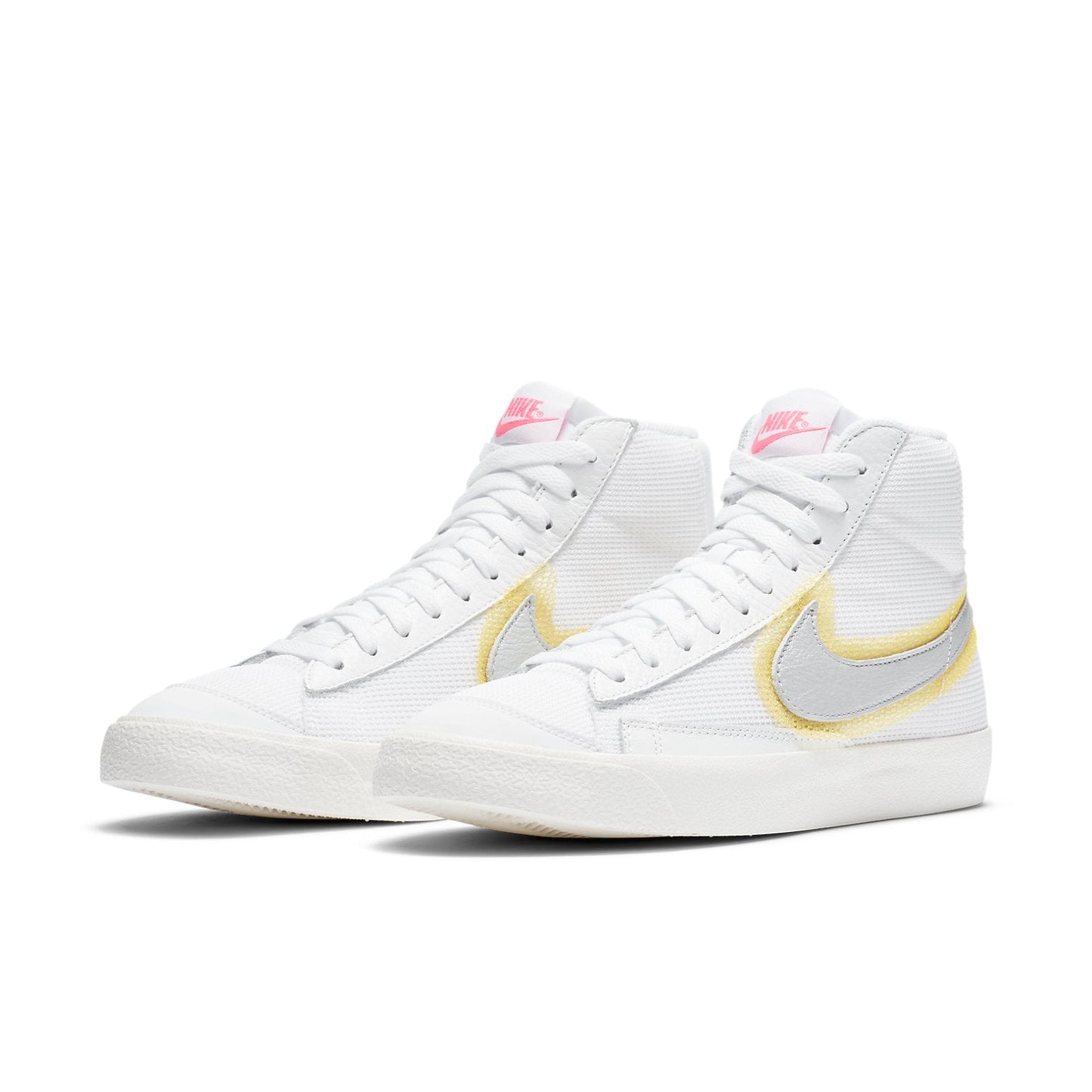 Nike(WMNS)  Blazer Mid Vintage '77 'Cotton Waffle - White University Gold'