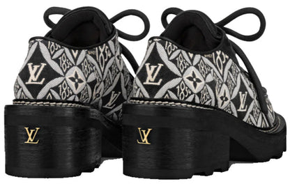 (WMNS) LOUIS VUITTON LV Beaubourg Loafers 'Black' 1A8D3E