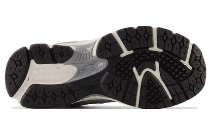 (GS) New Balance 2002R 'Steel Lead' GC2002ST