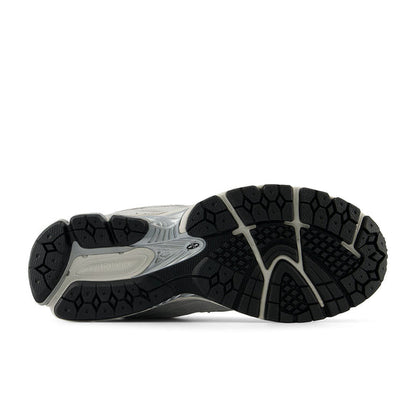 New Balance 2002R 'White Grey Black' M2002RFH