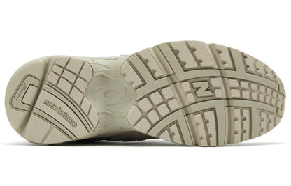 New Balance 725 'Beige Brown' ML725D