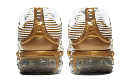 (WMNS) Nike Air VaporMax 360 'White Metallic Gold' CK9670-101