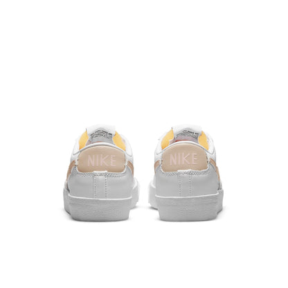 Nike(WMNS)  Blazer Low '77 'White Pale Coral'