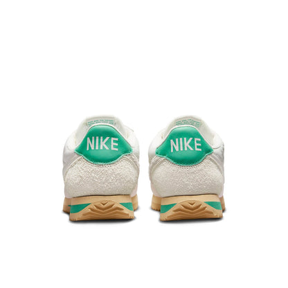 Nike(WMNS)  Cortez 'Sail Stadium Green'