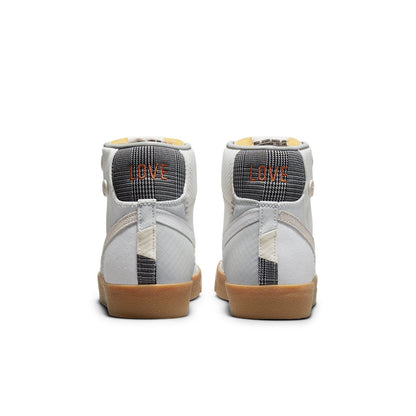 NikeBlazer Mid '77 Vintage 'Voodoo - Sail Grey'