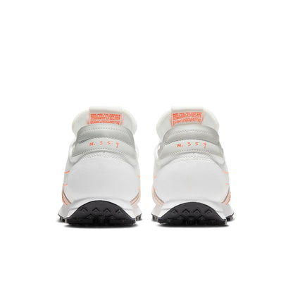 Nike(WMNS)  Daybreak Type 'White Hyper Crimson'