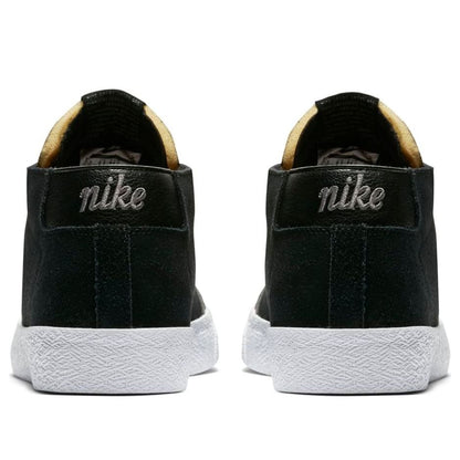 NikeZoom Blazer Chukka XT SB 'Black'
