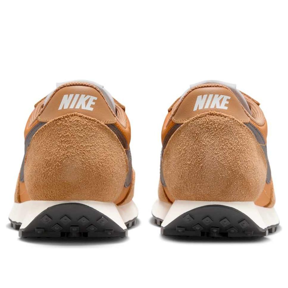 NikeDaybreak 'Flax and Monarch'