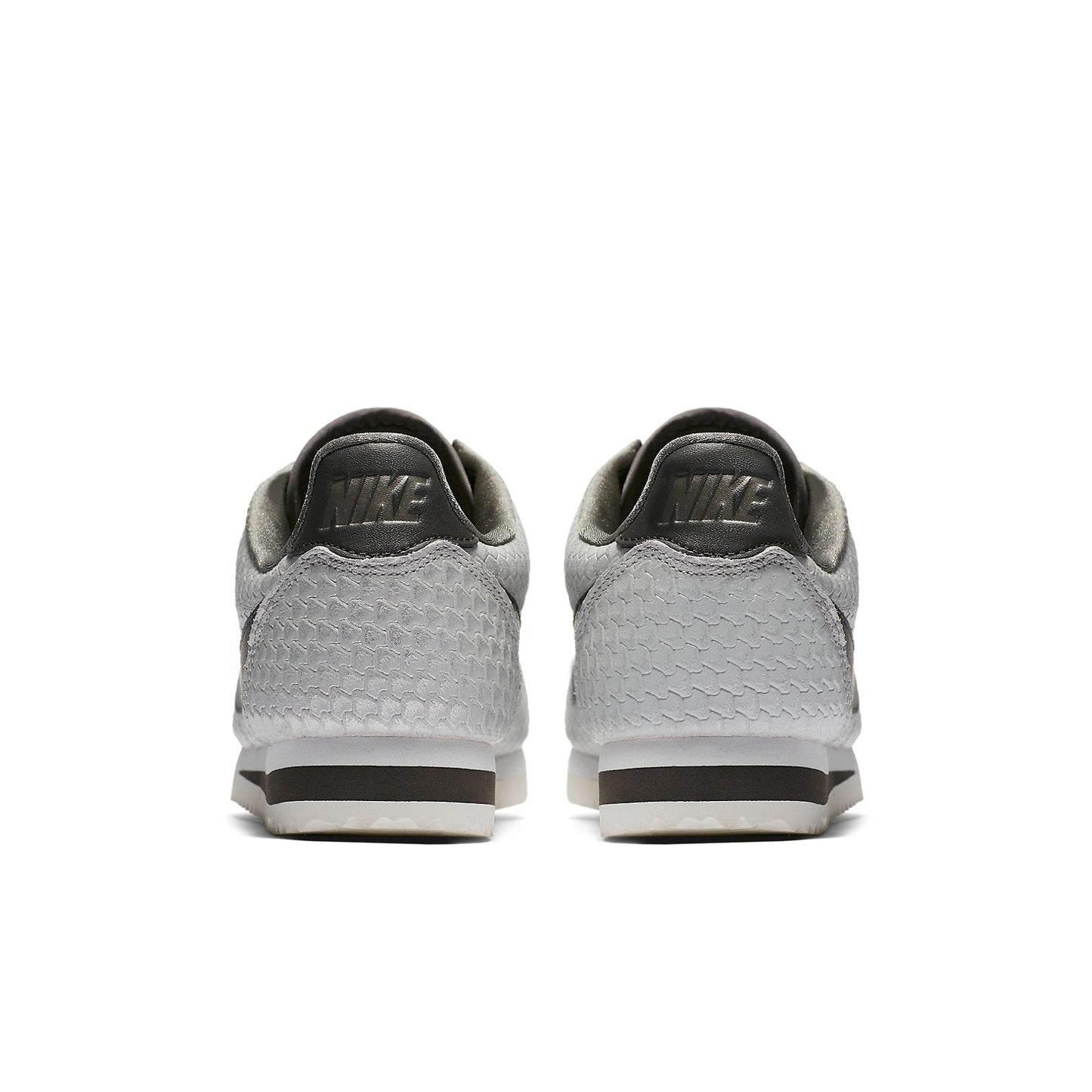 Nike(WMNS)  Classic Cortez SE 'Metallic Silver'