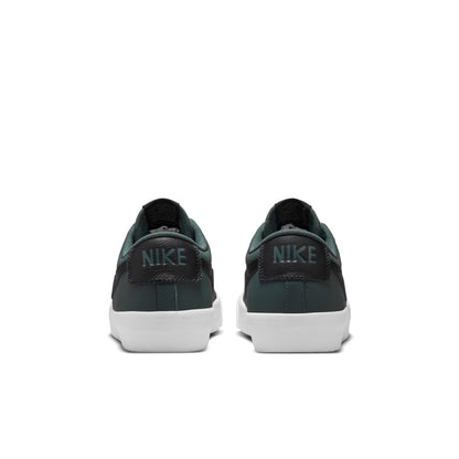 NikeSB Blazer Low Pro GT 'Vintage Green White'