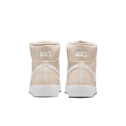 Nike(WMNS)  Blazer Mid '77 'Light Orewood Brown'