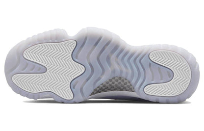(WMNS) Air Jordan 11 Retro Low 'Pure Violet' AH7860-101