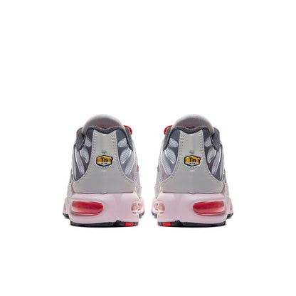 (WMNS) Nike Air Max Plus 'Metallic Silver Bright Crimson' CT2545-001
