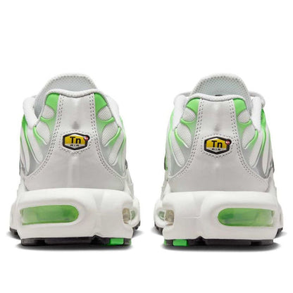 (WMNS) Nike Air Max Plus 'Green Strike' DZ3671-001