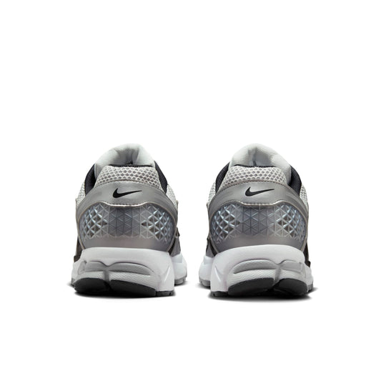Nike Zoom Vomero 5 'Metallic Silver Black'  FJ4151-004