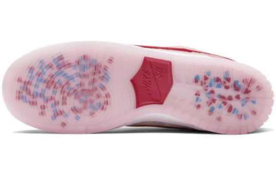 Nike x StrangeLove SB Dunk Low 'Valentine's Day' CT2552-800