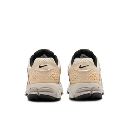 (WMNS) Nike Air Zoom Vomero 5 'Pearl White Chrome' FN6742-200
