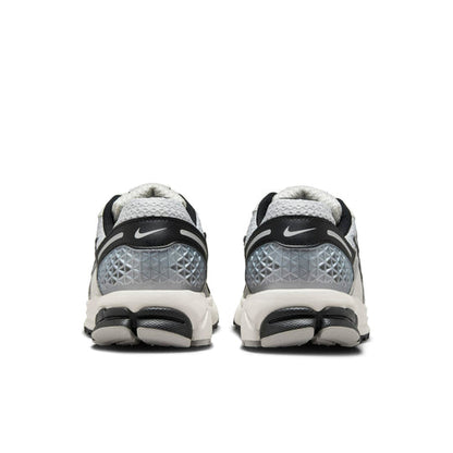 (WMNS) Nike Air Zoom Vomero 5 'Photon Dust Black' HQ1182-001