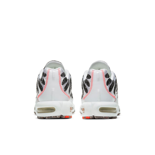 Nike Air Max Plus Essential 'Crater - Photon Dust' DA9326-100