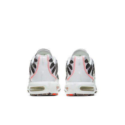 Nike Air Max Plus Essential 'Crater - Photon Dust' DA9326-100