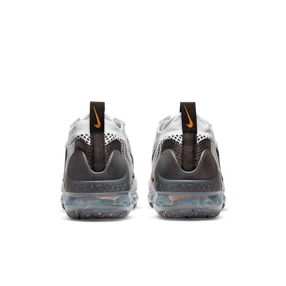 Nike Air VaporMax 2021 Flyknit 'White Kumquat' DM0025-101