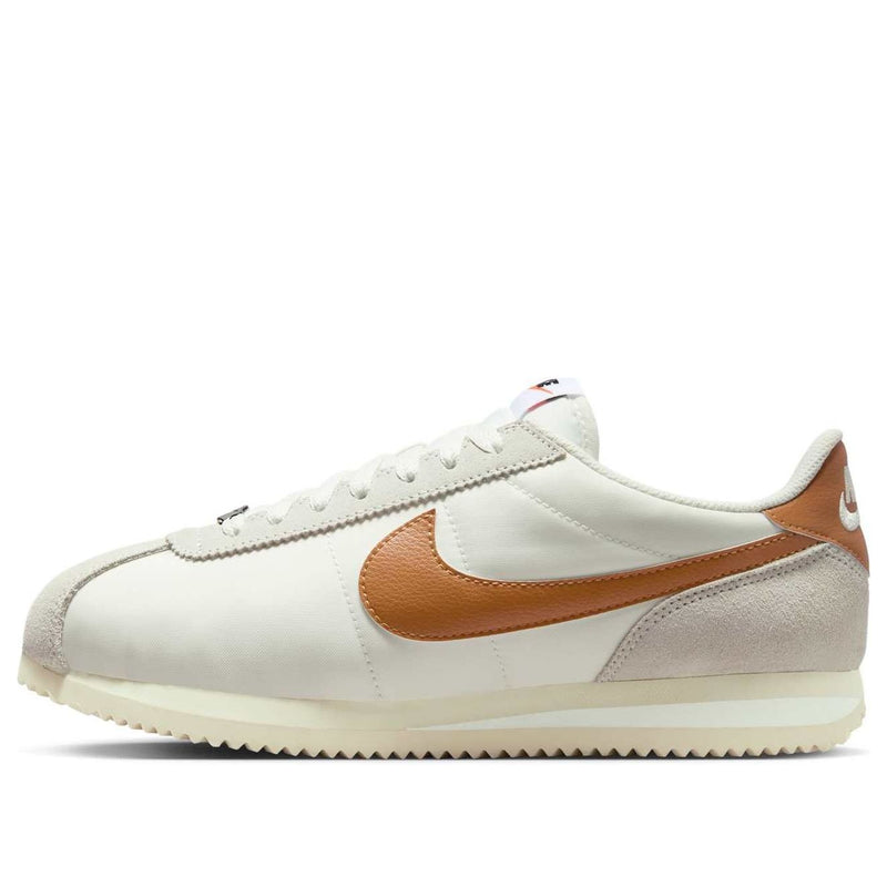Nike(WMNS)  Cortez Textile 'Sail Alabaster'