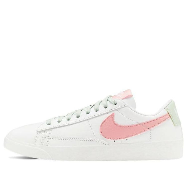 Nike(WMNS)  Blazer Low LE 'White Bleached Coral'