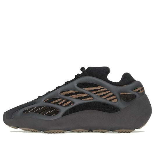 adidasYeezy 700 V3 'Clay Brown'