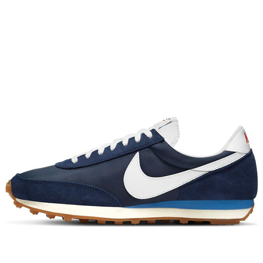 Nike(WMNS)  DayBreak Shoes For White/Blue