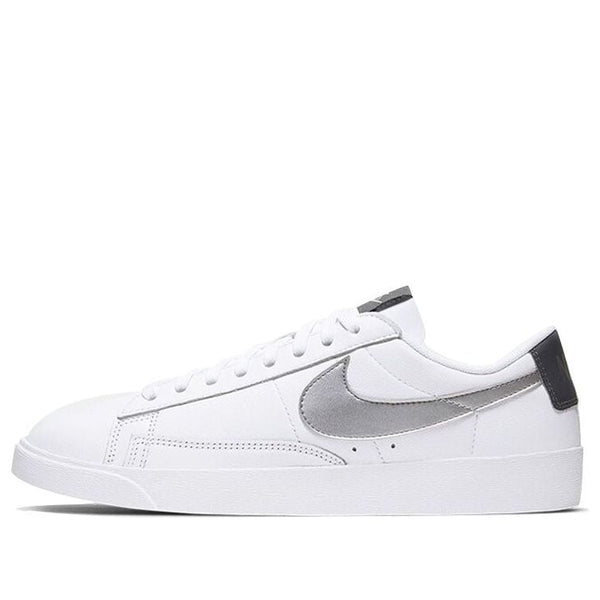 Nike(WMNS)  Blazer Low LE 'White Metallic Silver'