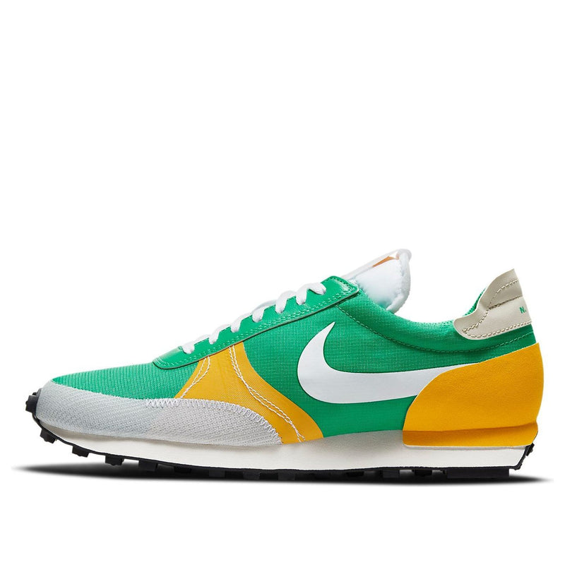 NikeDaybreak Type SE 'Stadium Green University Gold'