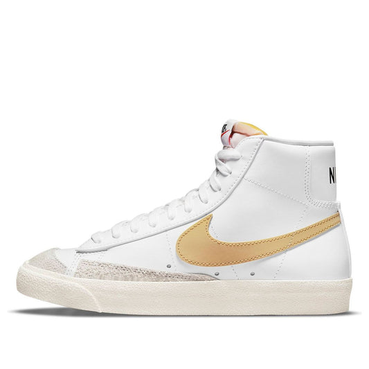 Nike(WMNS)  Blazer '77 Vintage Mid 'Hyper Crimson'